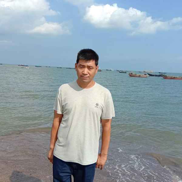 辽宁43岁单身帅哥真诚找对象-南京征婚相亲网