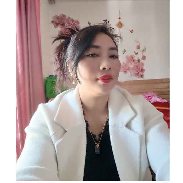 云南44岁单身美女真诚找对象-南京征婚相亲网
