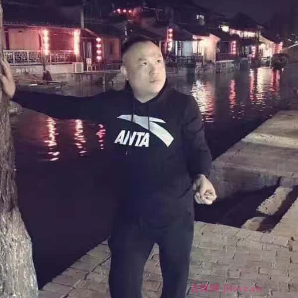 山西38岁单身帅哥真诚找对象-南京征婚相亲网