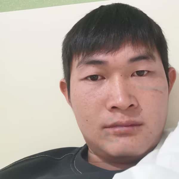 四川25岁单身帅哥真诚找对象-南京征婚相亲网