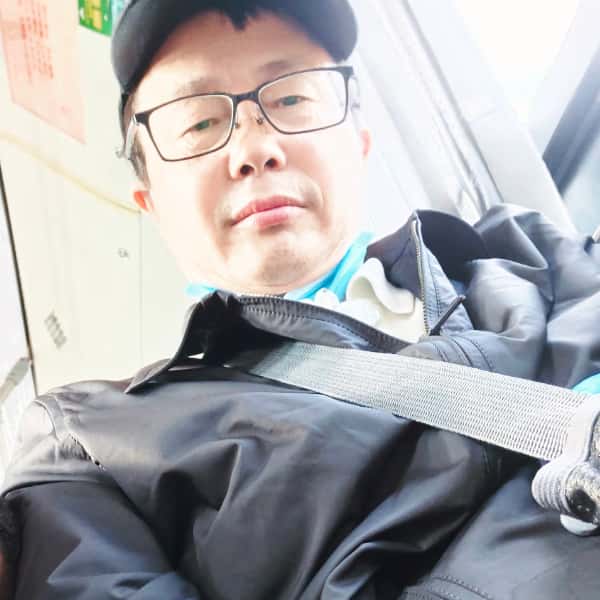 上海56岁单身帅哥真诚找对象-南京征婚相亲网
