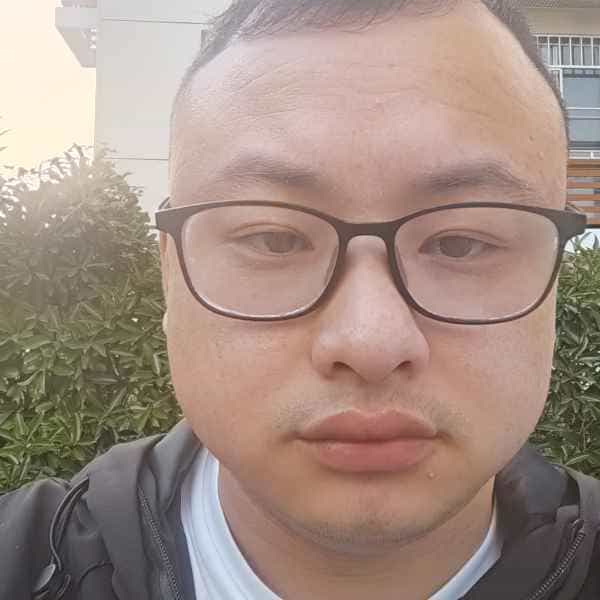 35岁岁浙江单身帅哥 - 南京吉缘网