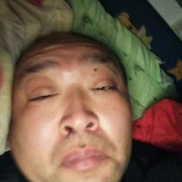 35岁岁湖北单身帅哥 - 南京吉缘网