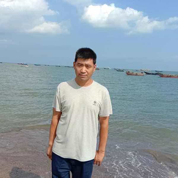 44岁岁辽宁单身帅哥 - 南京吉缘网