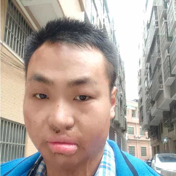 33岁岁湖北单身帅哥 - 南京吉缘网
