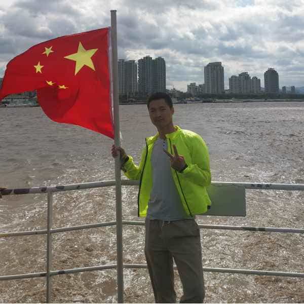 31岁岁浙江单身帅哥 - 南京吉缘网