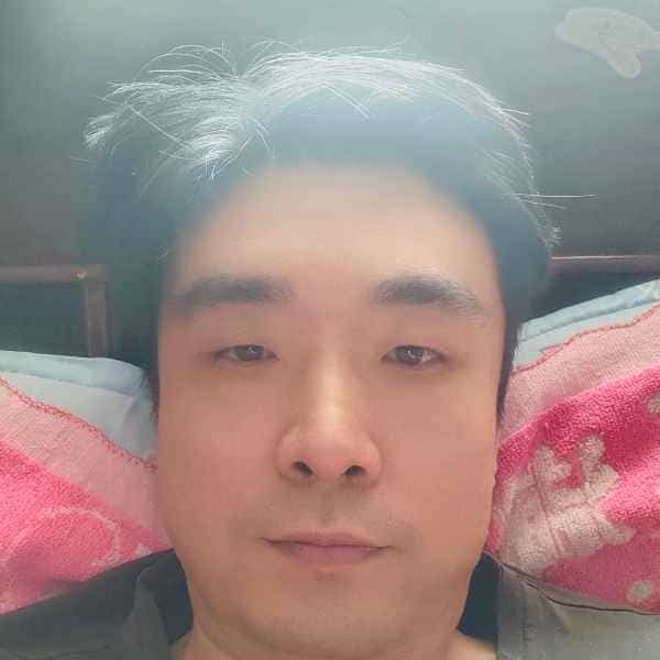 43岁岁河南单身帅哥 - 南京吉缘网