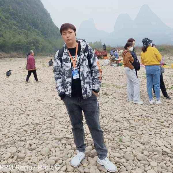35岁岁浙江单身帅哥 - 南京吉缘网