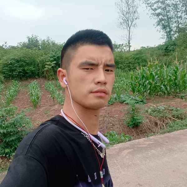 35岁岁四川单身帅哥 - 南京吉缘网
