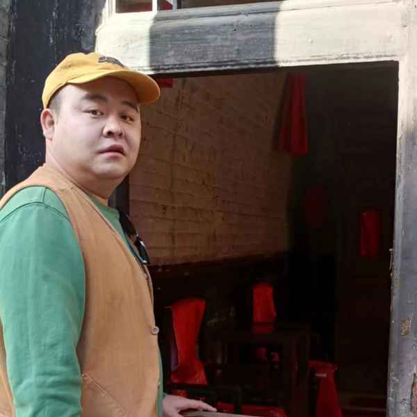 35岁岁陕西单身帅哥 - 南京吉缘网