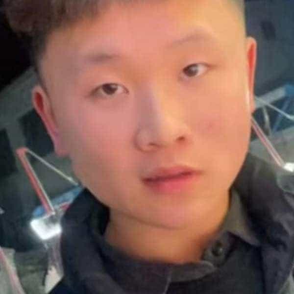 22岁岁河南单身帅哥 - 南京吉缘网