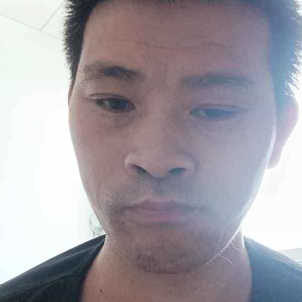 42岁岁重庆单身帅哥 - 南京吉缘网