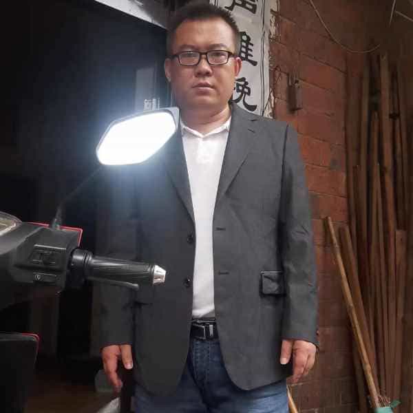 40岁岁江西单身帅哥 - 南京吉缘网