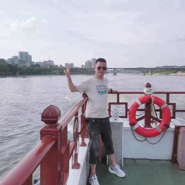 29岁岁四川单身帅哥 - 南京吉缘网