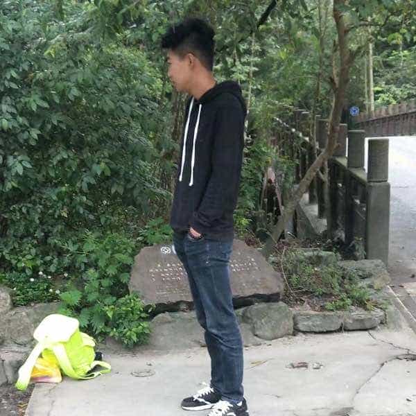 27岁岁四川单身帅哥 - 南京吉缘网