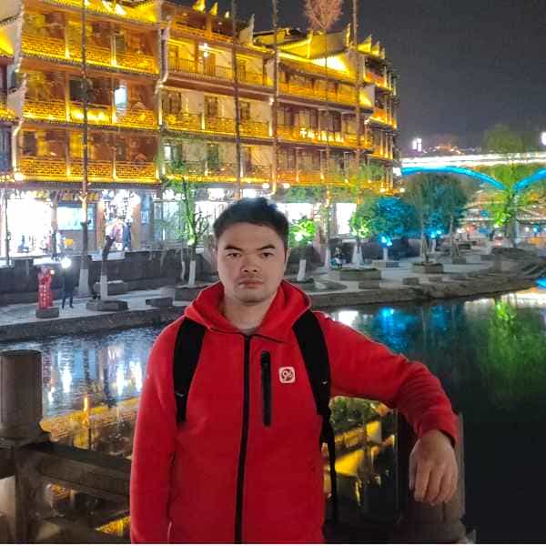 39岁岁广东单身帅哥 - 南京吉缘网