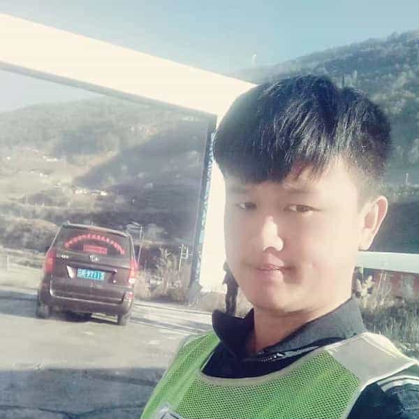 29岁岁云南单身帅哥 - 南京吉缘网