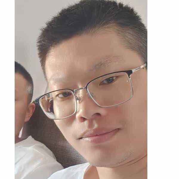 39岁岁江苏单身帅哥 - 南京吉缘网