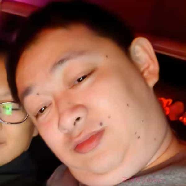 39岁岁辽宁单身帅哥 - 南京吉缘网